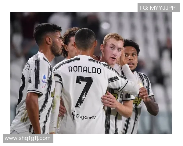 2020年尤文图斯对阵佛罗伦萨的精彩对决回顾与分析