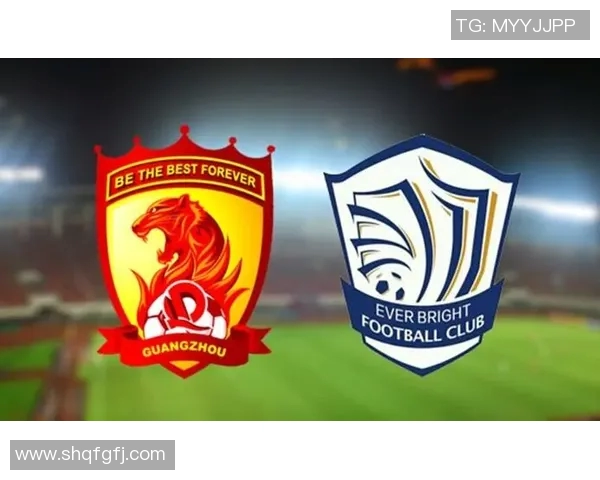 2016年恒大与重庆的巅峰对决回顾及精彩瞬间分析