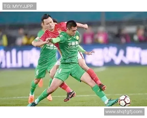 2014年广州恒大与柏队激战回顾:巅峰对决中的精彩瞬间与战术分析 2014年广州恒大与柏队激战回顾:巅峰对决中的精彩瞬间与战术分析